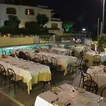 Lachea Hotel