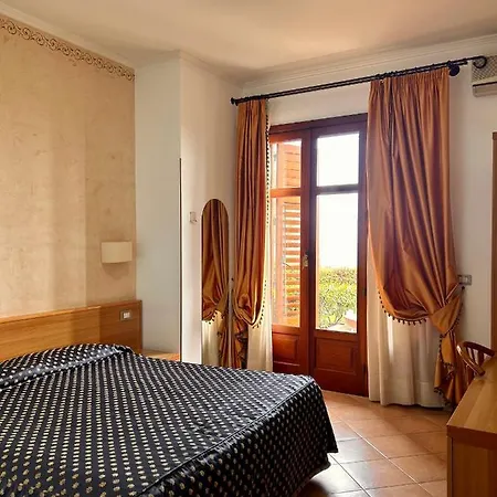 Lachea Ξενοδοχείο 3*