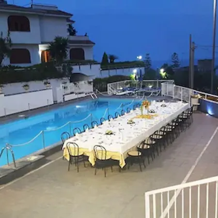 Ξενοδοχείο Lachea