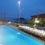 Otel Lachea 3*