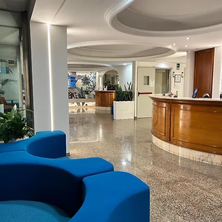 Lachea Hotel 3*