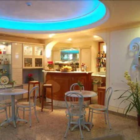 Lachea Hotel 3*